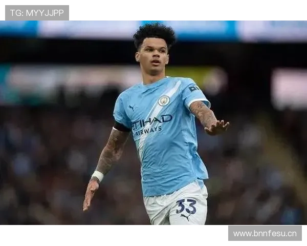 罗德里：从比利亚雷亚尔青训到曼城中场核心的生涯崛起解析