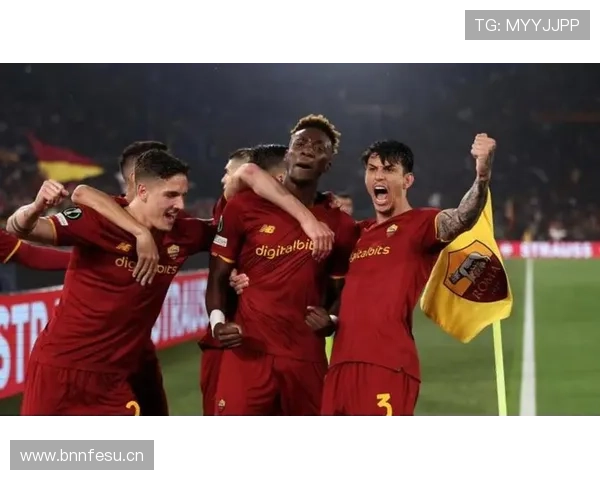 罗马战术调整引发关注，球队近阶段表现受到制约