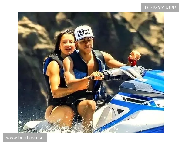 亚马尔 vs 法蒂:新生代边锋的崛起路径与战术适配差异 亚马尔 vs 法蒂:新生代边锋的崛起路径与战术适配差异