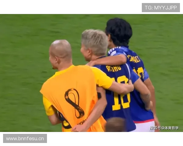 拉希德·华莱士挡拆制造错位，提升进攻效率显著区别于队内同位置球员